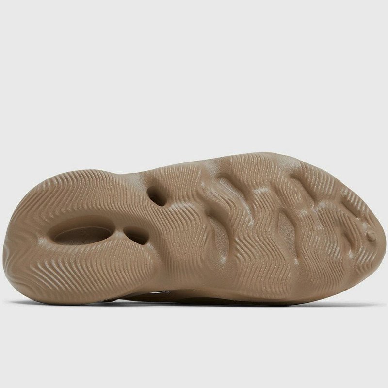 adidas YEEZY Foam Runner Mist