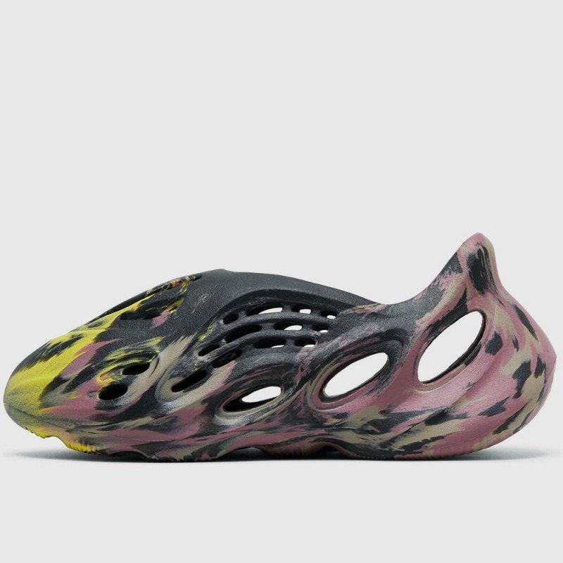 adidas YEEZY Foam Runner MX Carbon